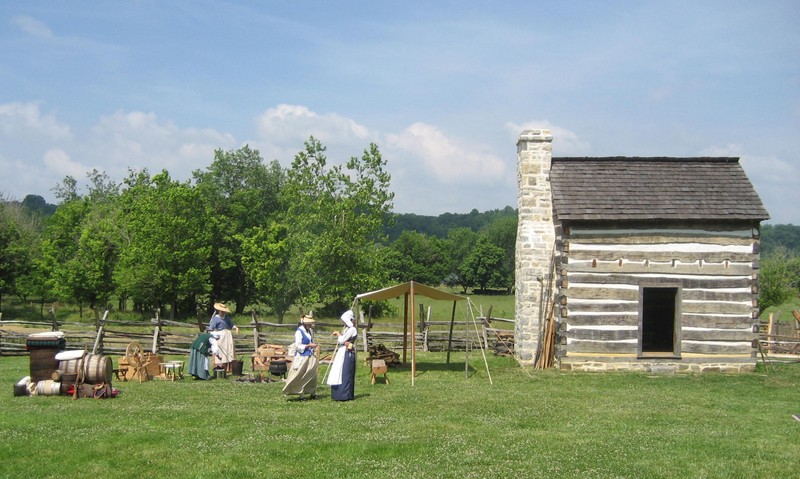 Ingles Cabin Replica 

"Ingles Farm" via: VisitRadford