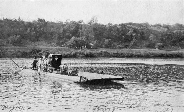 Ingles Ferry

"Photo_9565" via: “Then & Now: Radford” by Scott L. Gardner and the Radford Public Library.