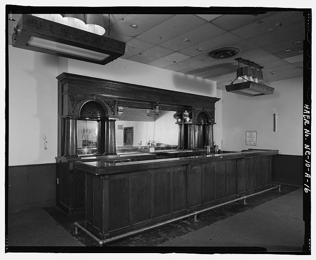 Interior view of an empty bar in the South Omaha Livestock Exchange Building.
Courtesy of the Library of Congress