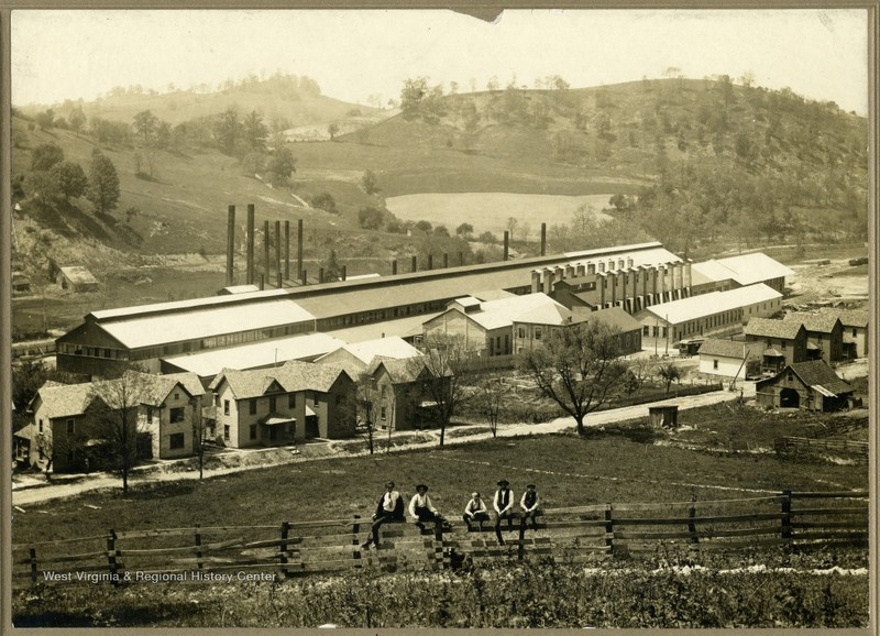 Tin plate mill between 1900 and 1910, around the time of its construction.