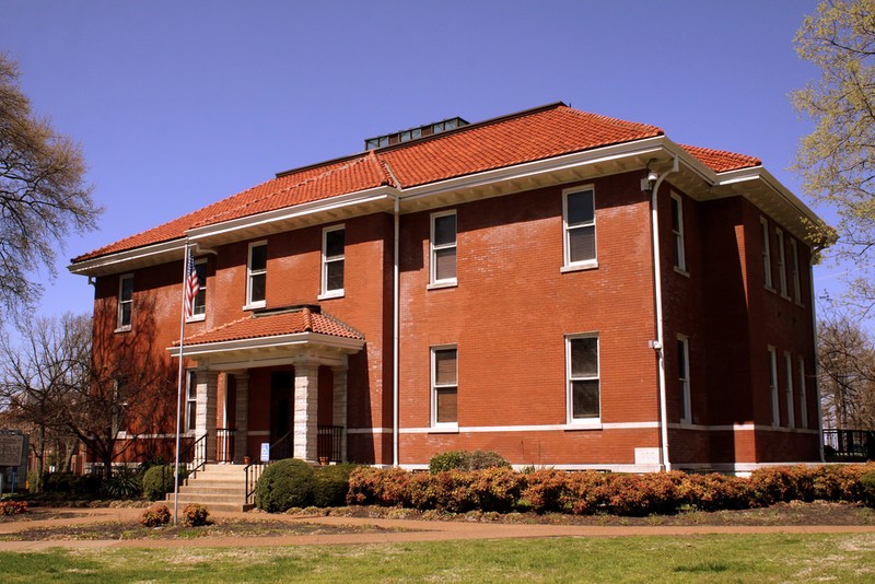 Fisk University Academic Building - front and side view