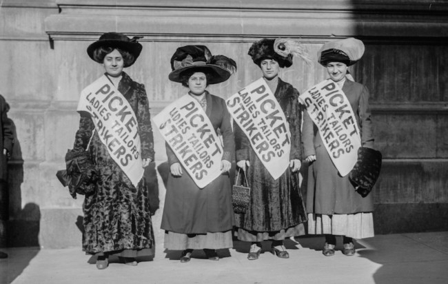 Picture of garment workers on strike