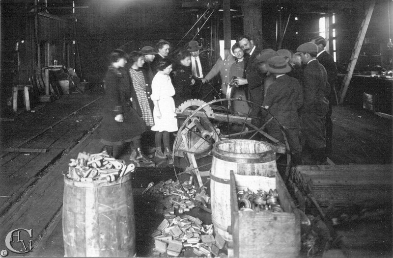 Students from the Cheney Normal school on tour in the factory.