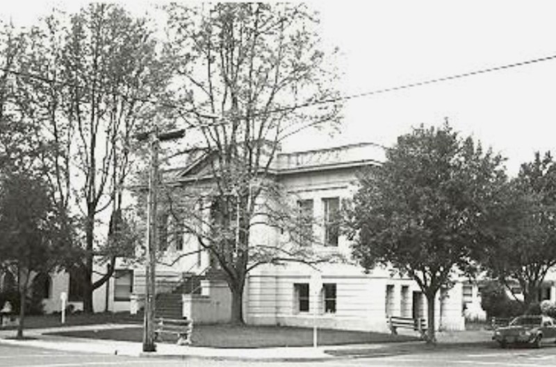 Building, Property, Window, Plant