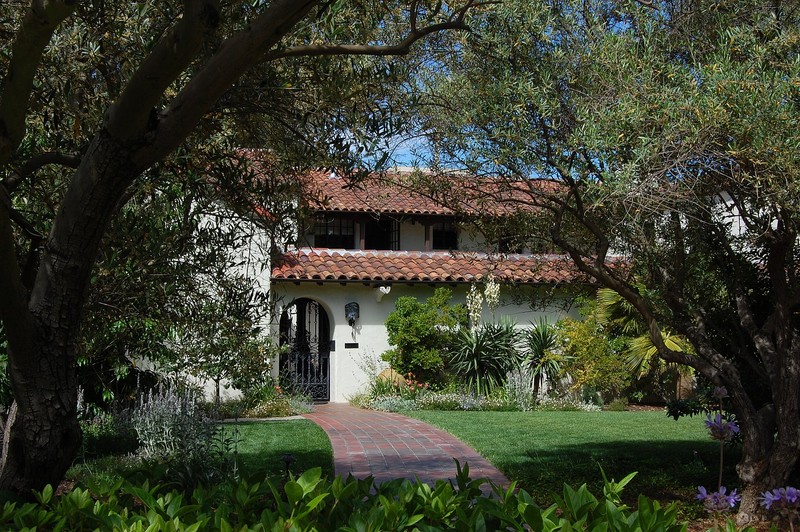 Historic Norris house in Palo Alto, CA.