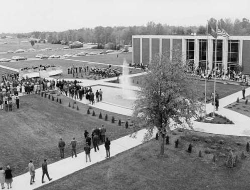 October 1968, dedication of the Memorial Mall, a fountain and courtyard dedicated to those who served in the military.