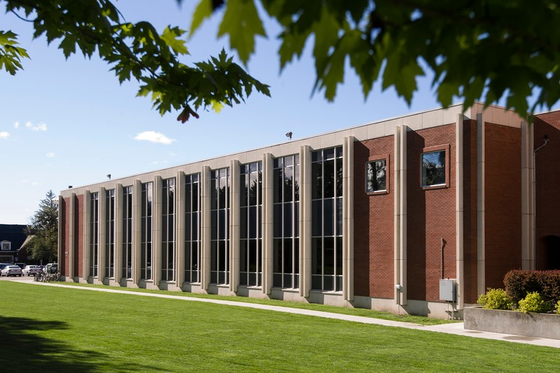 View of the back (north facing) side of the original Library 1964 structure, August 26, 2016.