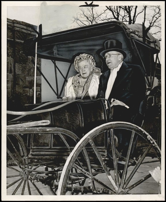 Frank and Jane Phillips Riding in a buggy.