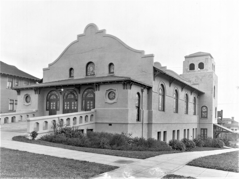 Immanuel Presbyterian Church (photo from 1922)