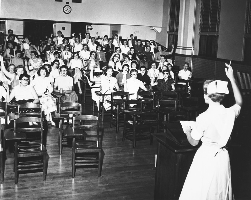 Students in class at the Methodist Hospital School of Nursing 