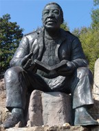 Alex Haley Statue 