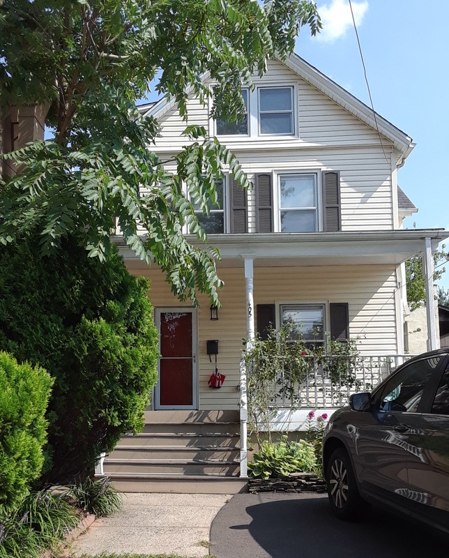 405 West Broad Street, home to Zora Neale Hurston in 1930.