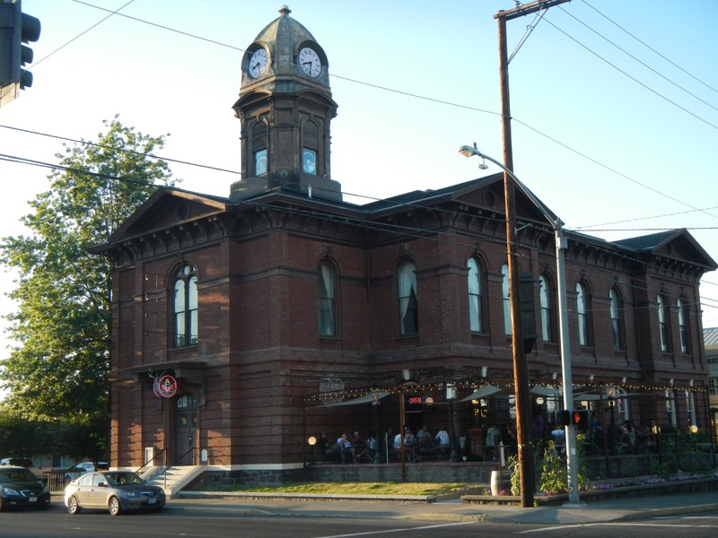 The Second Wasco County Courthouse was built in 1883. It is a striking example of Italianate architecture. 