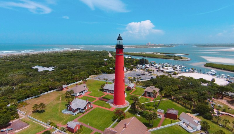 View of the Ponce de Leon Inlet lighthouse and museum.