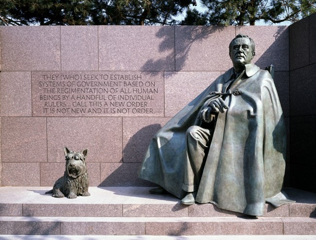 Dog, Carnivore, Tree, Sculpture