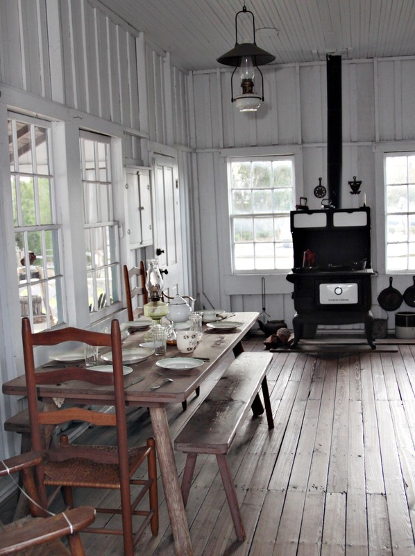 1912 Settlers House Kitchen