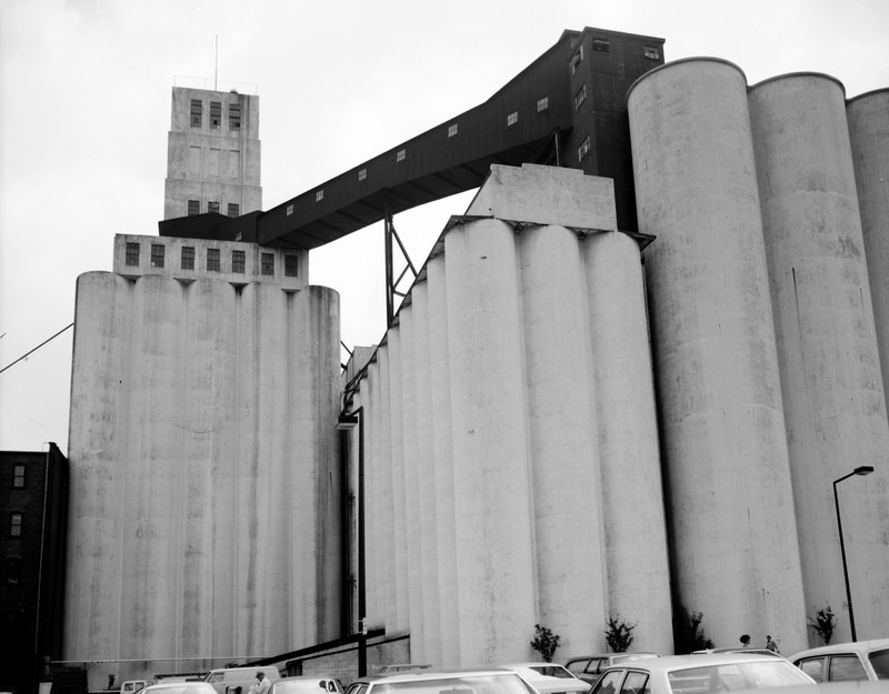 View of the grain towers and elevator. Photograph from the Library of Congress.