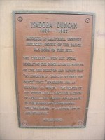 This plaque marking the birthplace of Isadora Duncan can be found directly to the right of the door to 501 Taylor Street. 