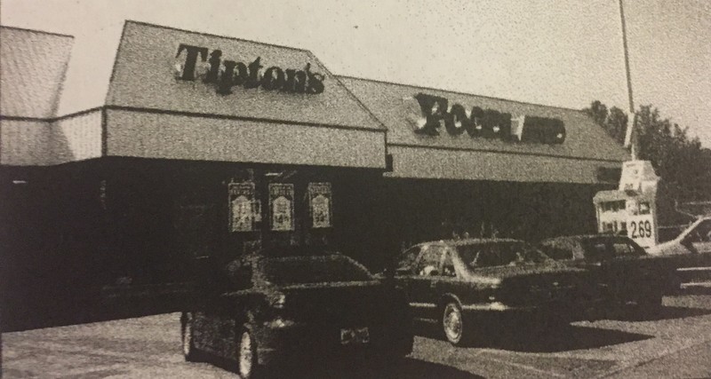 Tipton's Bakery in 1955