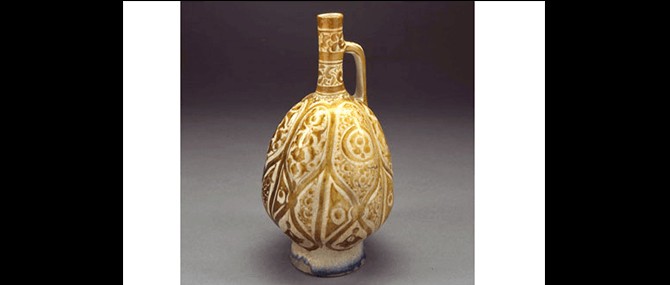 Bottle, Iran, Seljuk, about late 12th-early 13th century.