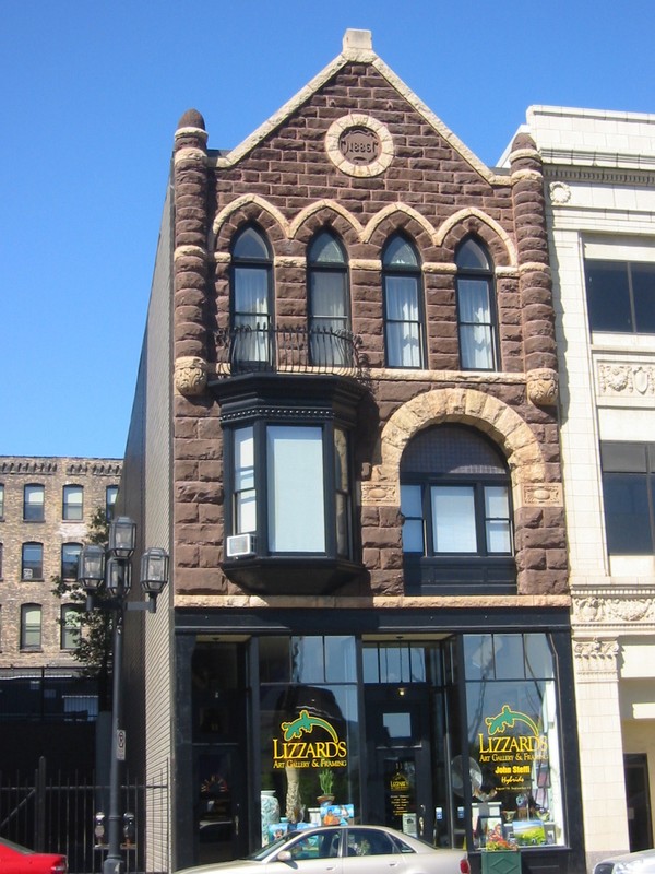 2007 photo of the Wirth Building in Duluth