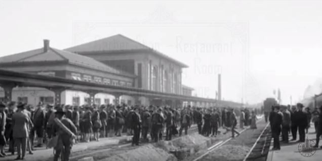 Soliders returning home from the war