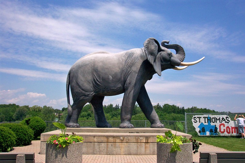 Elephant, Statue, Landmark, Elephants and Mammoths