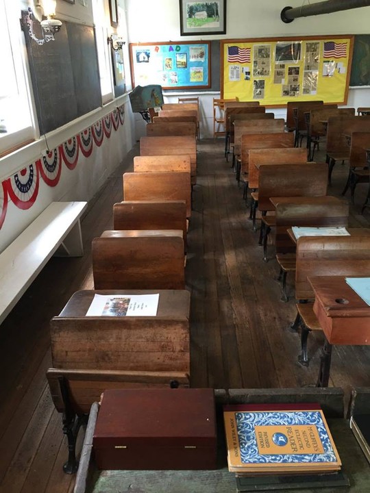 Interior of Hornbine School (Courtesy of a post to the Hornbine School's Facebook page by Adventuregirls0608)