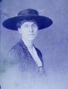 Photograph of Nora Houston, courtesy of the Virginia Historical Society, Richmond.