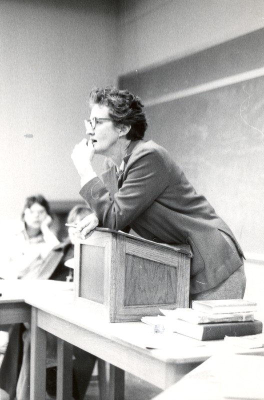 Isabel Wood Rogers teaching at the Presbyterian School of Christian Education, courtesy of William Smith Morton Library, Union Presbyterian Seminary, Richmond, Va.