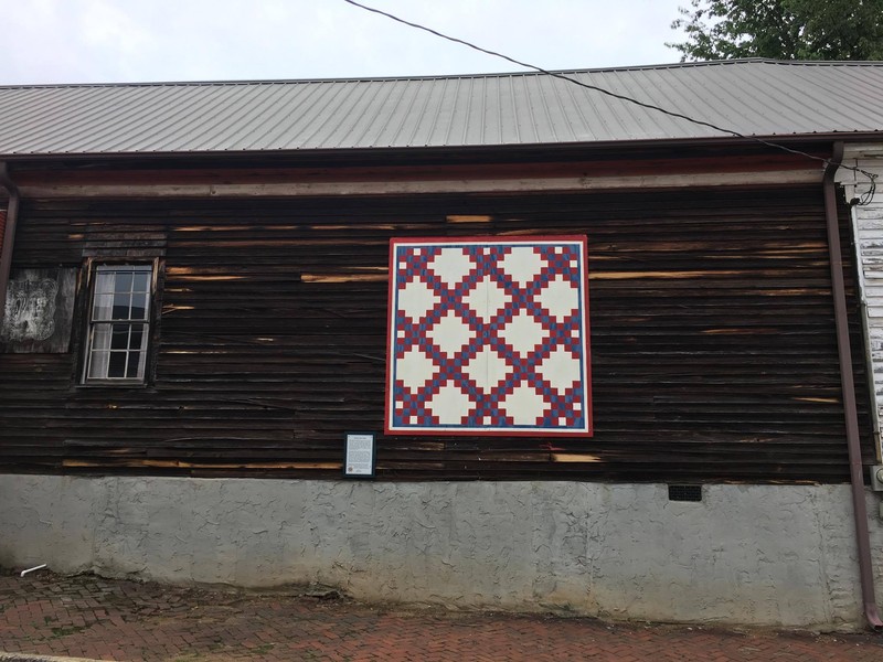 Double Irish Chain. Main section of the right side of the house.