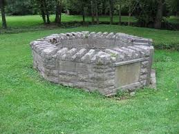 An 1896 monument dedicated to the people who fought to protect Bryan's Station