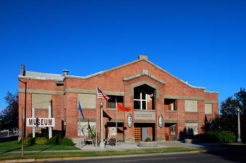 The Baker Heritage Museum explores the county's history form the 1860s to 1960. It is located in the historic Baker Municipal Natatorium. 