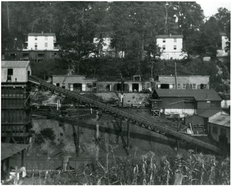 Undated photo of tipple, shaft, and shops at Scott's Run.