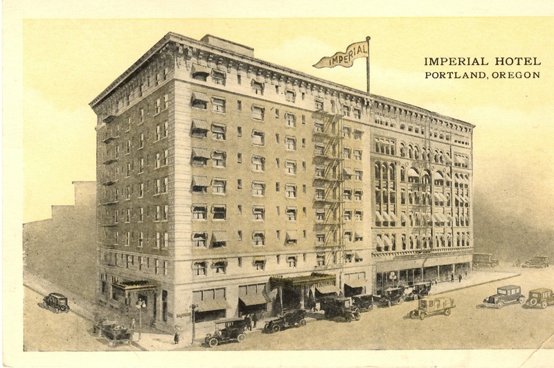 1910 postcard of the newly expanded hotel, with the new building on the left and the original building on the right.