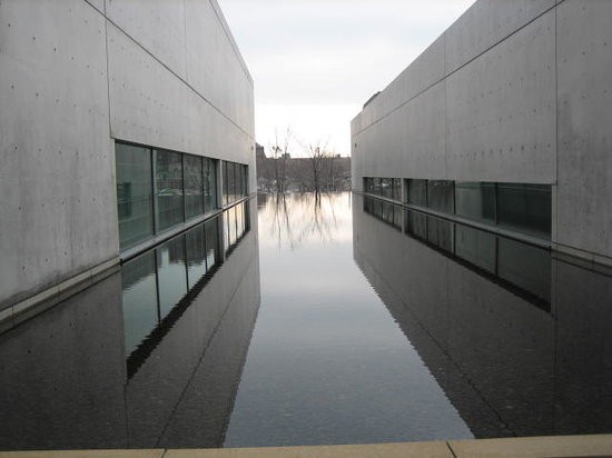 Pulitzer building (with reflecting pool)