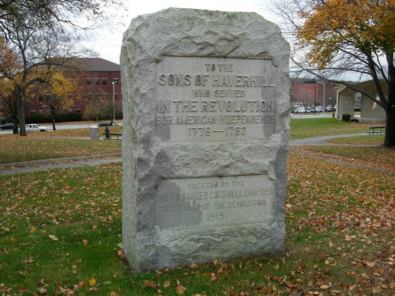 Revolutionary War Monument