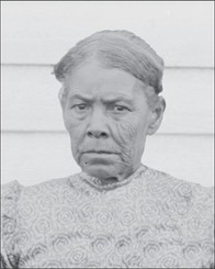 Photograph of Caroline Bradby Cook, Oct. 1899, created by De Lancey W. Gill, NAA INV 06196100 OPPS NEG 00880, Glass Negatives of Indians (Collected by Bureau of American Ethnology), National Anthropological Archives, Smithsonian Institution.