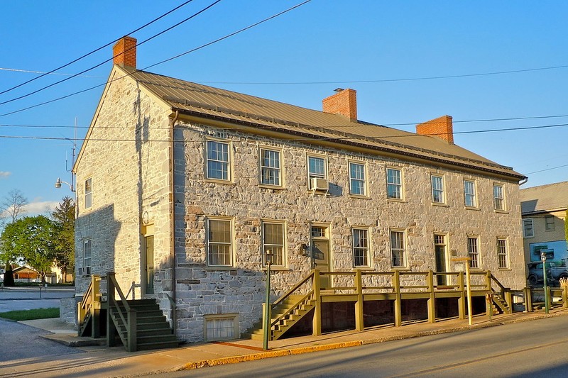 Sky, Building, Property, Window