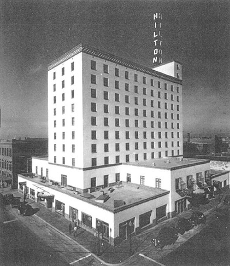 Hotel Hilton not long after it opened in 1939