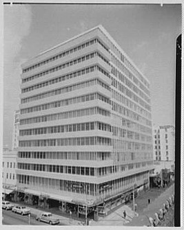 The exterior of the Ainsley Building has changed little since its construction in 1952. Image obtained from the Library of Congress. 