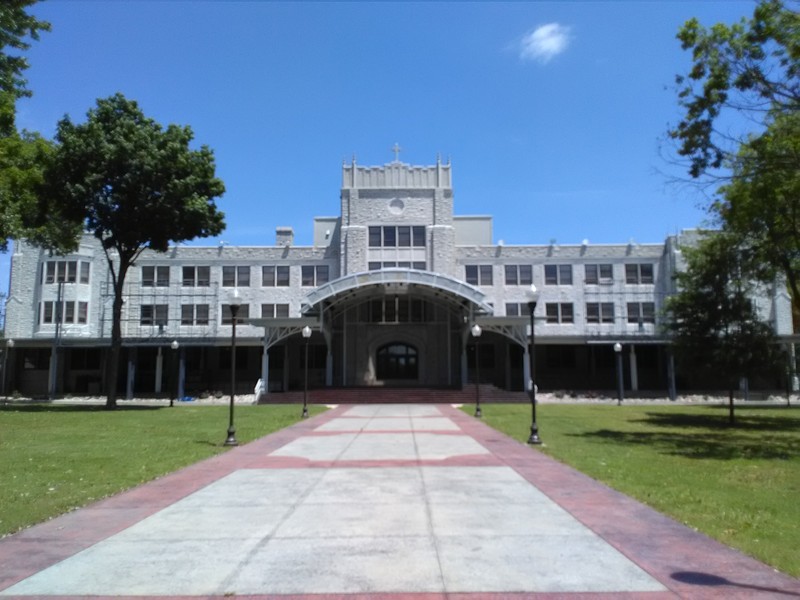 Former Ozark Wesleyan College Administration and Classroom building.