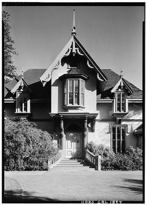 A Black and white photo of the House.