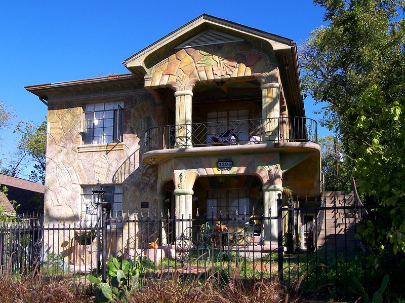 The Genaro P. and Carolina Briones House is one of the more unique homes in Austin, as it is an excellent example of Texas folk architecture.