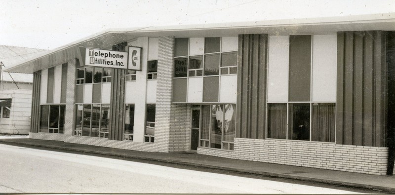 Black-and-white, Facade, Tints and shades, Monochrome