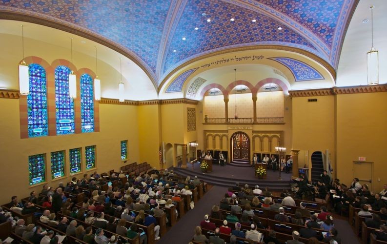 Temple interior (image from Anshe Emeth Memorial Temple)