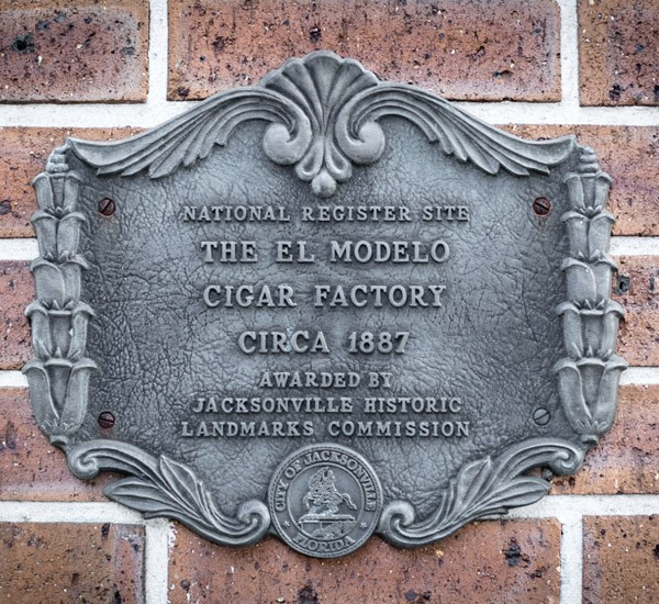 The plaque that remains on "El Modelo Block," granted by the Jacksonville Historic Landmarks Commission.