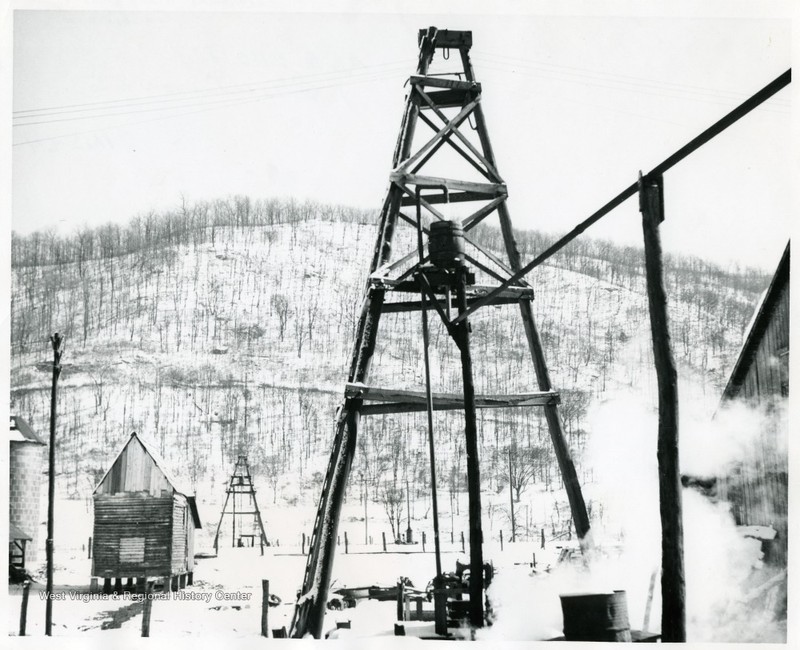 Salt well and salt dryer (in background)