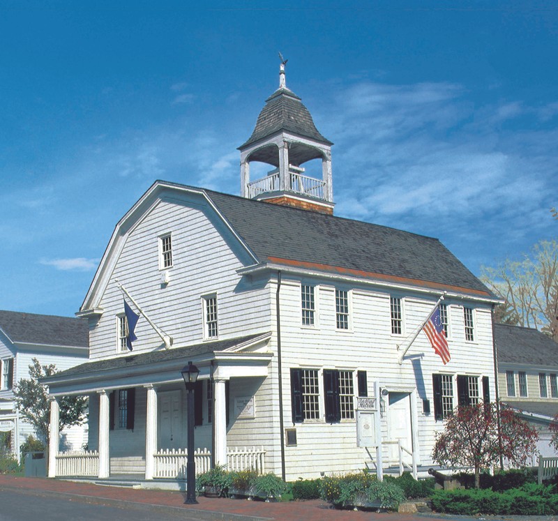 Bedford Court House.