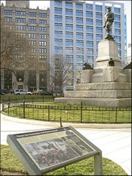 Farragut Square